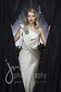Amy Lehpamer Lead image for Helen Dallimore's "High Society"