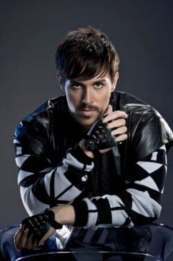 Sam Sparrow - Mucisian